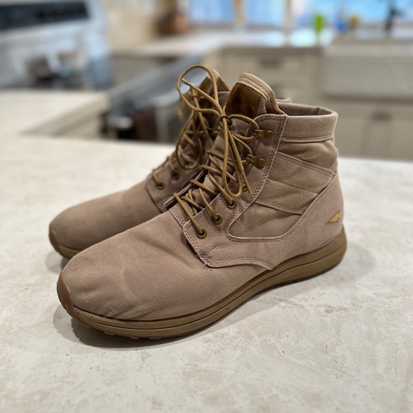 GoRuck Other - GoRuck Jedburgh Ruck Hiking boots gum and tan 11